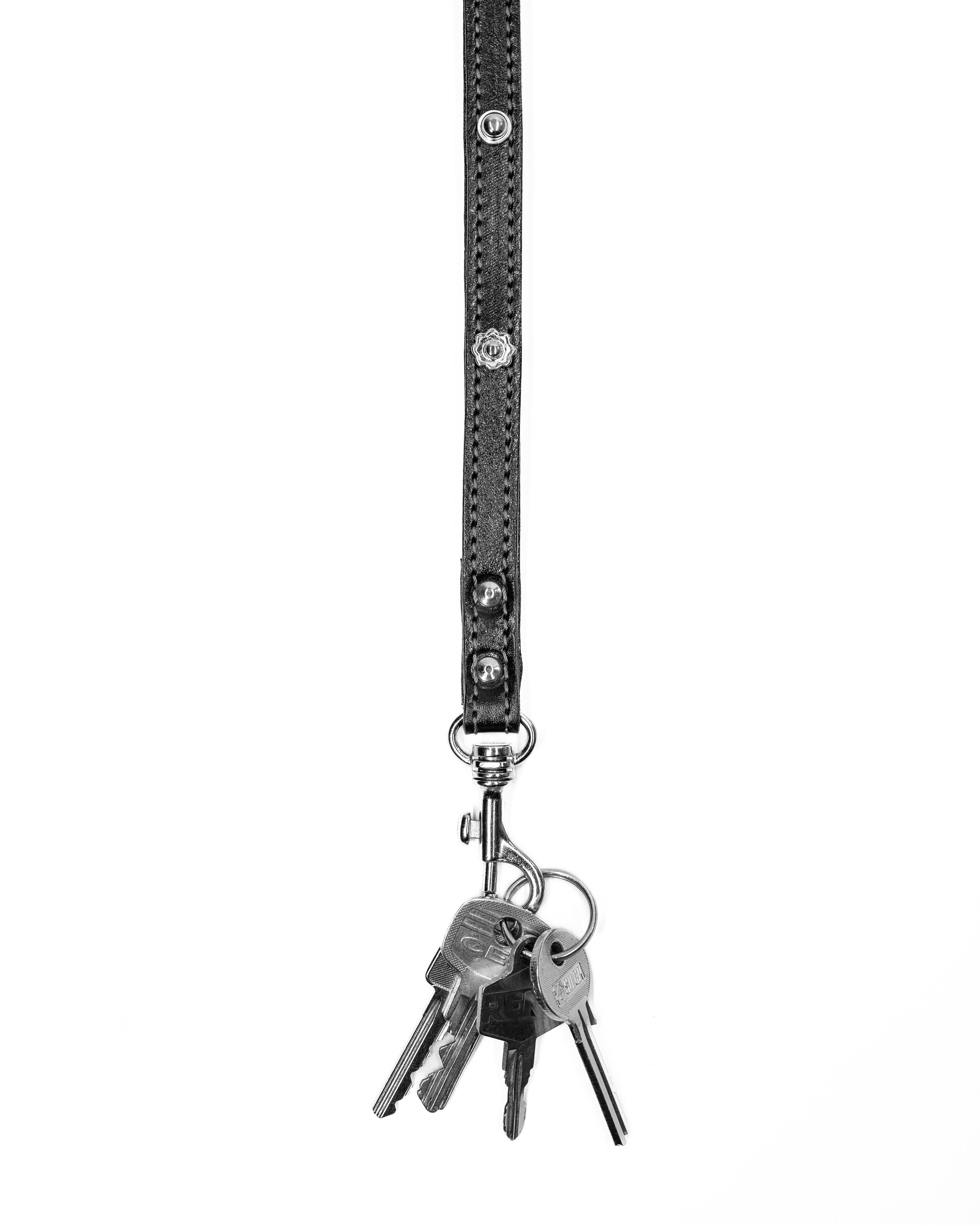 STUDDED LENYARD