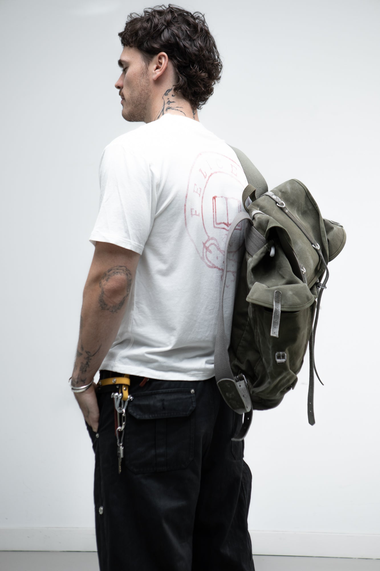 Paperthin Vintage Stamp Shirt – Fitpic 2